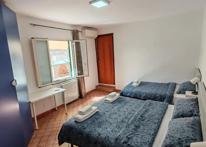 Spaccanapoli House